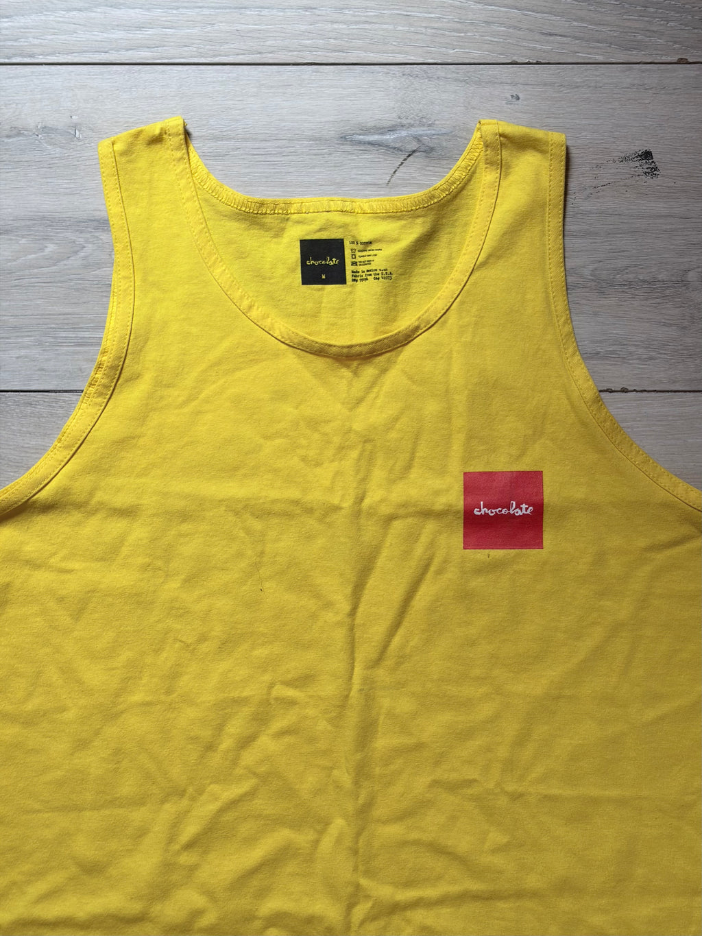 Chocolate skateboards screen printed tank Sz M