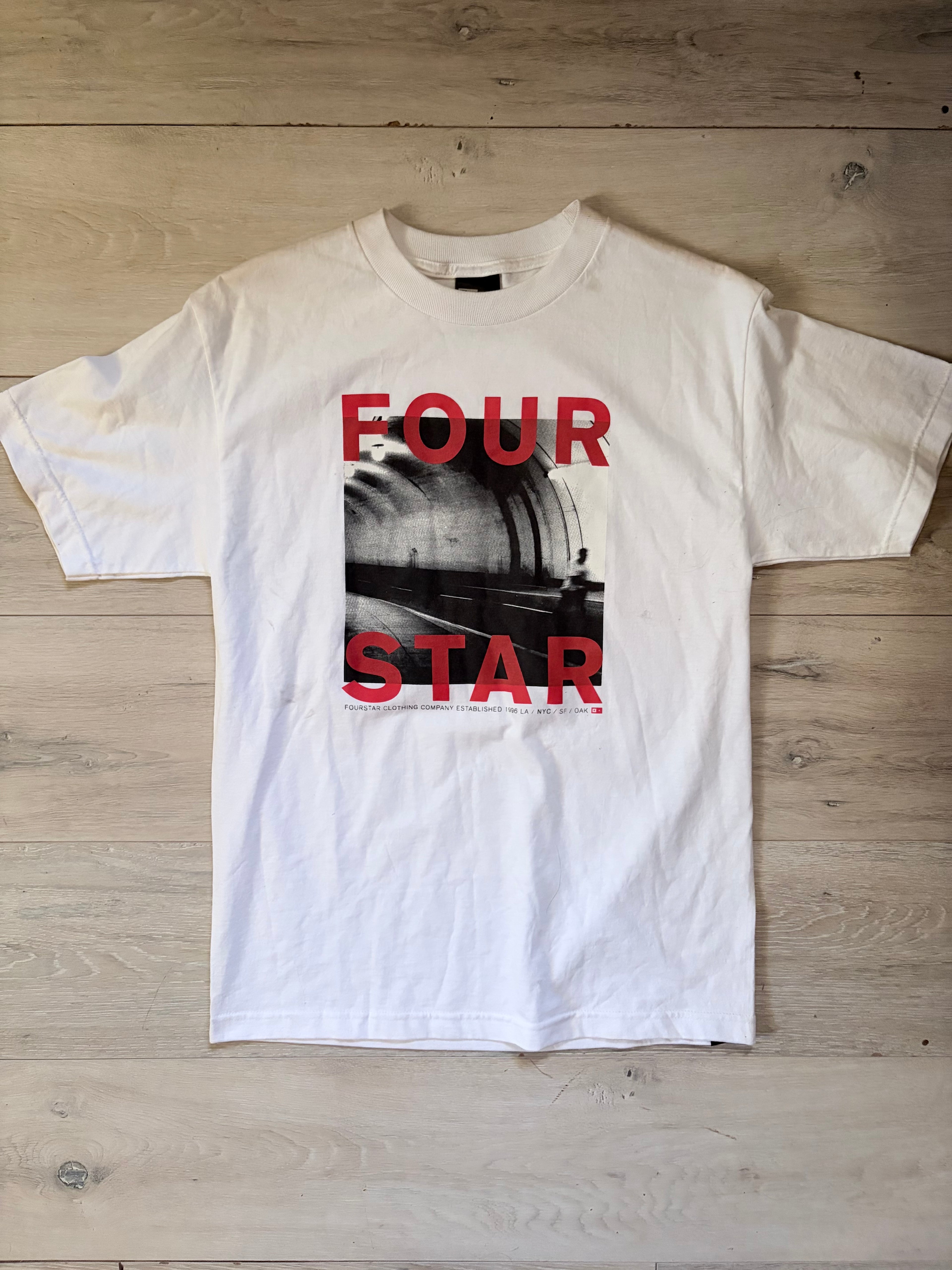 Four Star Tunnel Tee Sz Large