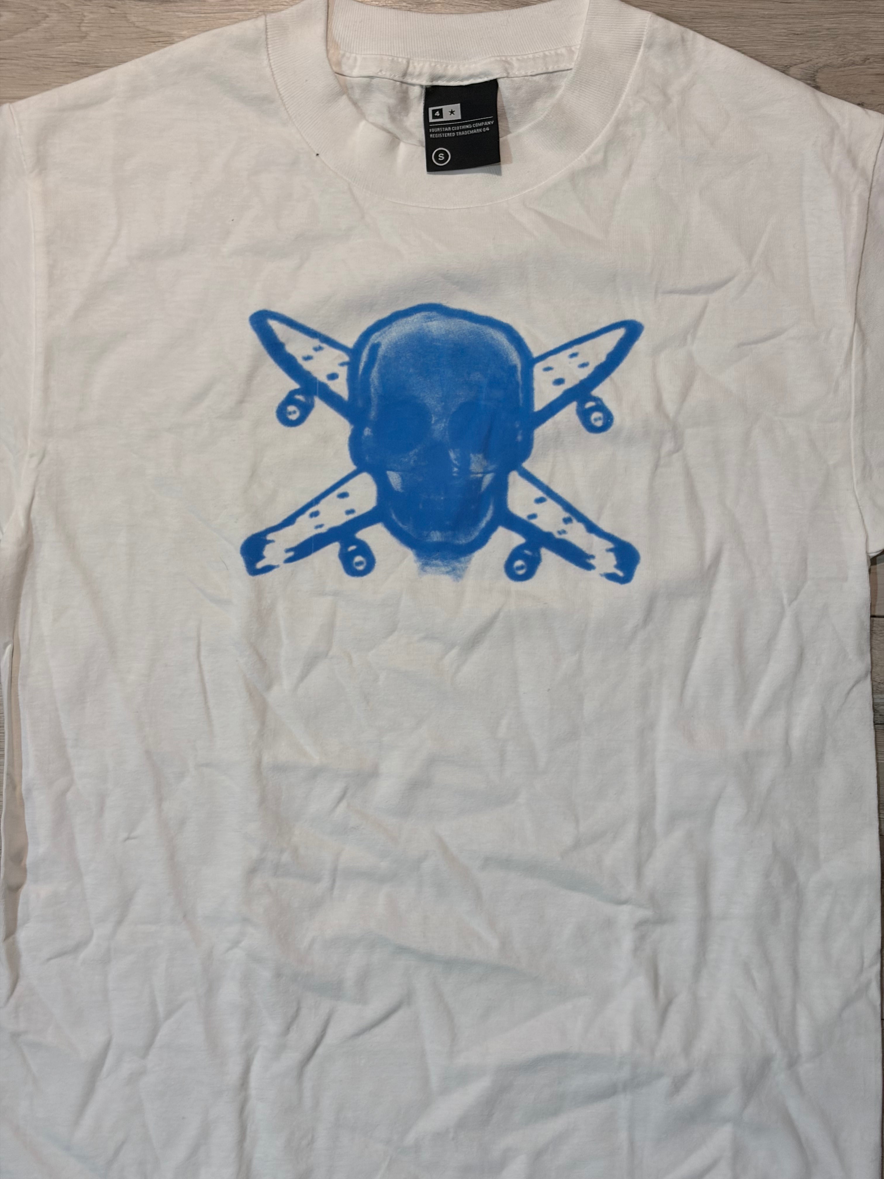 Fourstar Clothing Co Sz L, M, S